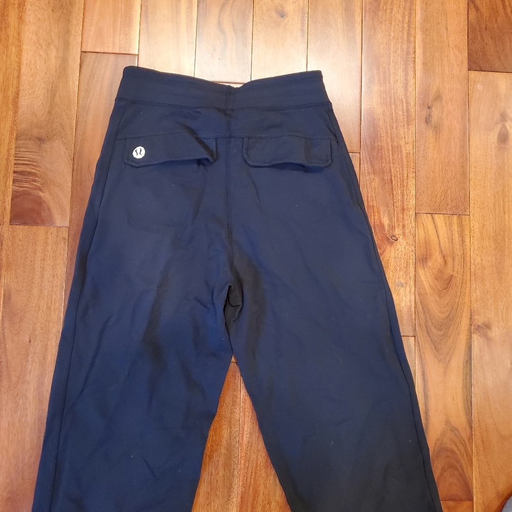 Lululemon Dojo Pant